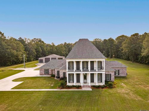 16520 Hubbs Rd, Pride, LA, 70770-9786 | Card Image