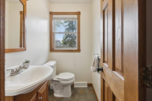 1557 Riviera St, House other with 3 bedrooms, 2 bathrooms and null parking in Saginaw MI | Image 15
