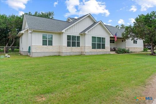 1 Agarita Cir, Wimberley, TX, 78676-1901 | Card Image