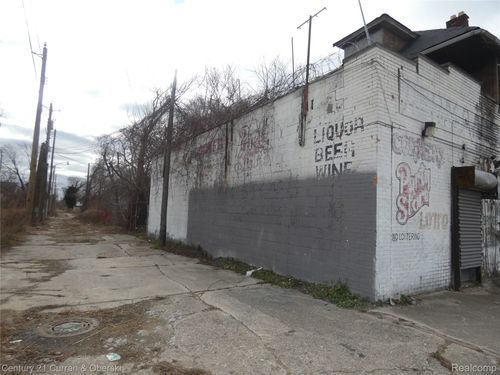 7810 Goethe St, Detroit, MI, 48214-1712 | Card Image