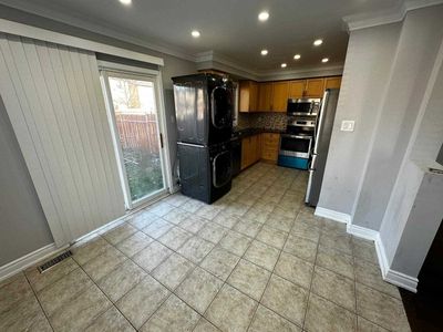 MAIN - 25 Prince Cres, Home with 3 bedrooms, 3 bathrooms and 2 parking in Brampton ON | Image 3