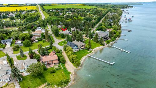 2 Grand Ave, Norglenwold, AB, T4S1S5 | Card Image