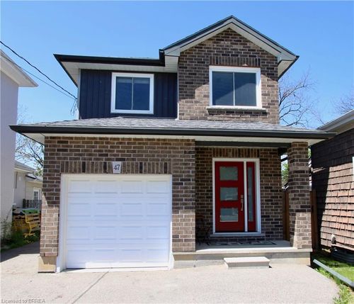 47 Richardson St, Brantford, ON, N3T1H7 | Card Image