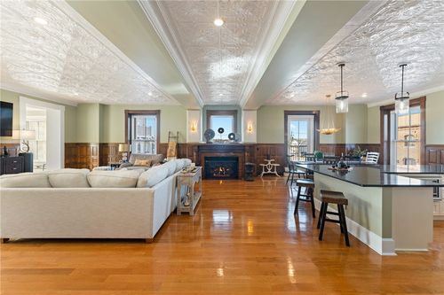 unit-c-423 Hope St, Bristol, RI, 02809-1846 | Card Image
