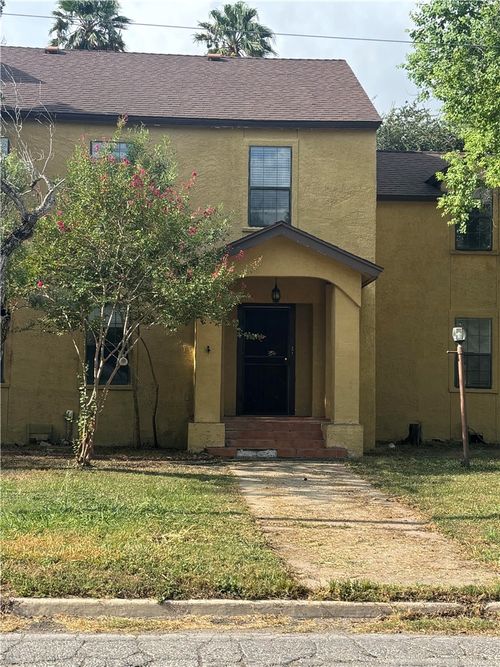 900 E 2nd St, Alice, TX, 78332-5052 | Card Image