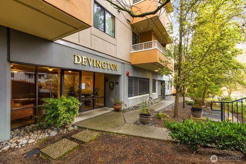 311-7600 Se 29th St, Mercer Island, WA, 98040-2838 | Card Image