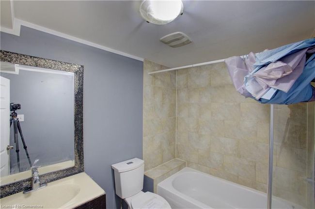 46 Elmwood Ave, House other with 6 bedrooms, 2 bathrooms and 4 parking in Cambridge ON | Image 25
