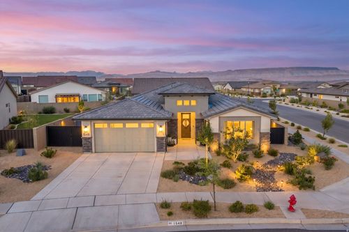 1548 N Highland Pkwy, Washington, UT, 84780-3740 | Card Image