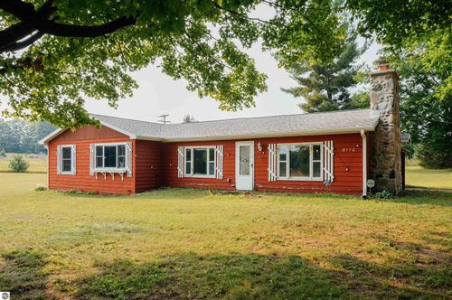 8110 M 186, Fife Lake, MI, 49633-9733 | Card Image