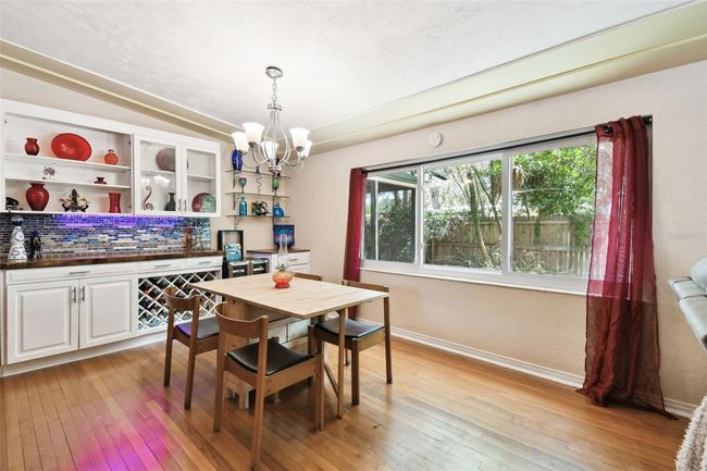 422 Dunedin Cir, House other with 4 bedrooms, 2 bathrooms and null parking in TEMPLE TERRACE FL | Image 10