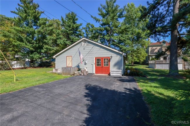614 Main St, House other with 4 bedrooms, 5 bathrooms and null parking in Blackstone VA | Image 49