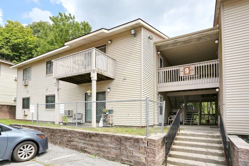 366 Concord Ln, Middletown, NY, 10940-6645 | Card Image