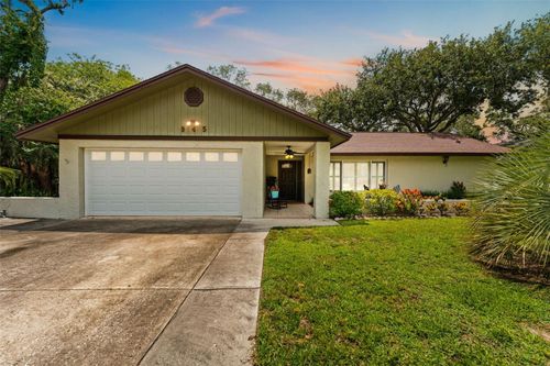 945 Winding Oaks Dr, PALM HARBOR, FL, 34683-6649 | Card Image