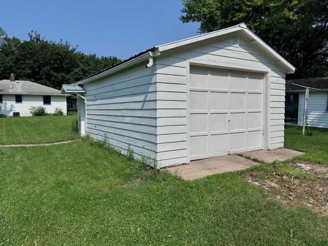 1-car garage off alley with garage door opener | Image 16