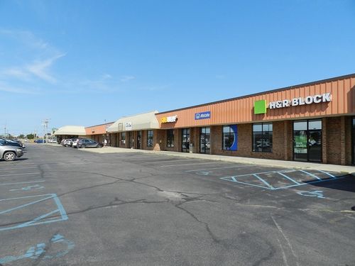867 Us Highway 31 S, Traverse City, MI, 49685-8716 | Card Image