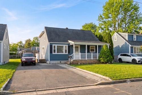429 1st St, Middlesex, NJ, 08846-1501 | Card Image