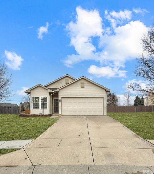 15597 Outside Trl, Noblesville, IN, 46060-8176 | Card Image