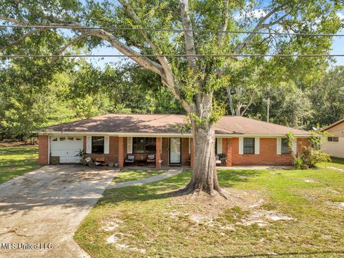 4505 Saratoga Ave, Pascagoula, MS, 39581-4852 | Card Image