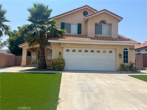 10671 Mendoza Rd, Moreno Valley, CA, 92557-3945 | Card Image