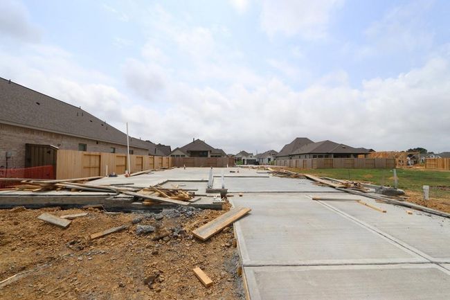 Every foundation at DWH is engineered and it’s inspected three times! We do not do “batch” testing. Rest easy knowing your foundation comes with a 10 year warranty. | Image 13
