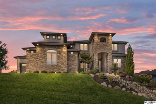 11435 S 123rd Ave, Papillion, NE, 68046-4302 | Card Image