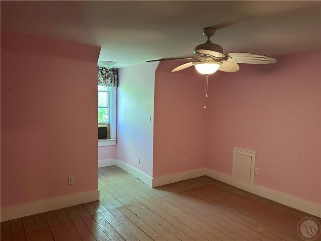 44 E 2 Nd Ave N, House other with 5 bedrooms, 2 bathrooms and null parking in Columbus MT | Image 25