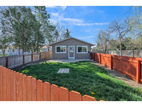 3005 Swing Station Way, Fort Collins, CO, 80521-1126 | Card Image
