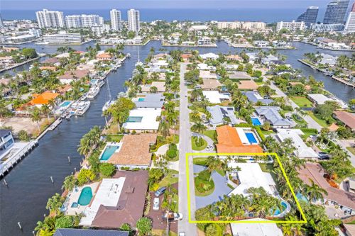 2840 Ne 26th Ct, Fort Lauderdale, FL, 33306-1907 | Card Image