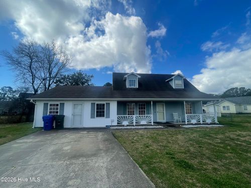 204 Sheila Court, Newport, NC, 28570 | Card Image