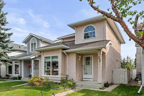 32 Millrise Cres Sw, Calgary, AB, T2Y2H6 | Card Image