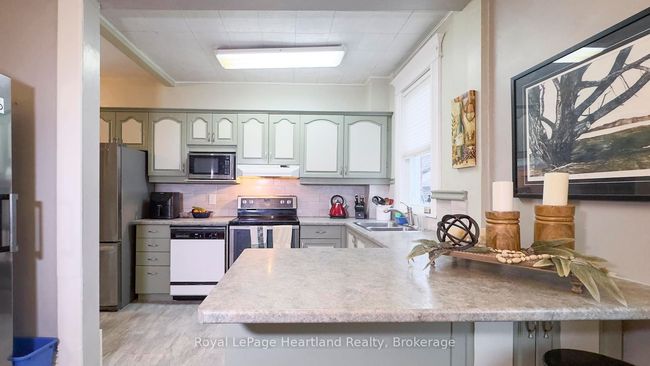 123 Keays St, House other with 3 bedrooms, 1 bathrooms and 2 parking in Goderich ON | Image 11