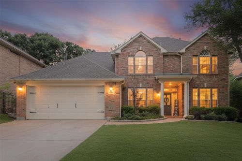 2014 Marie Weldon Ln, Arlington, TX, 76001-8430 | Card Image