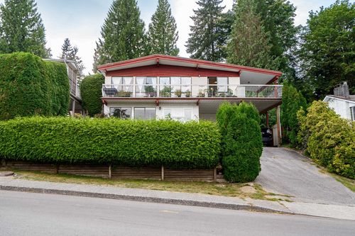 992 Saddle St, Coquitlam, BC, V3C3N5 | Card Image
