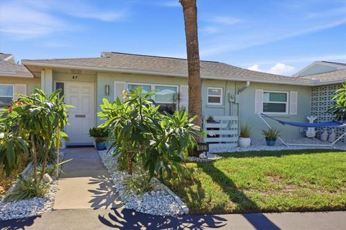 47-1027 Beach Manor Cir, Venice, FL, 34285-3926 | Card Image