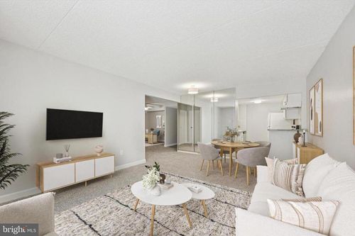 7b-800 Avondale Rd, WALLINGFORD, PA, 19086-6665 | Card Image