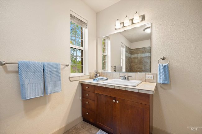 1148 E Winding Creek Dr, Condo with 3 bedrooms, 2 bathrooms and 2 parking in Eagle ID | Image 24
