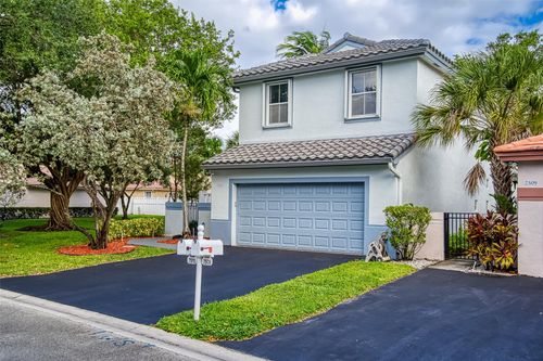 7515 Nw 3rd St, Plantation, FL, 33317-2276 | Card Image