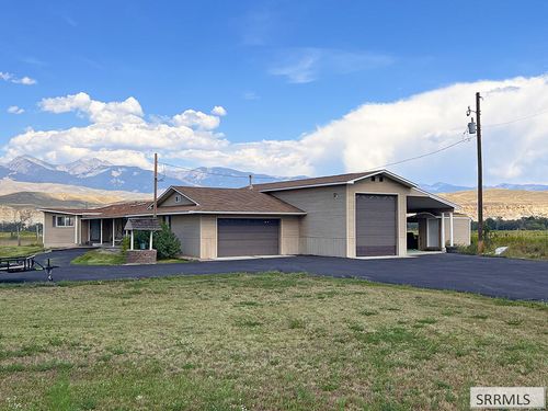137 Us Hwy 93, Salmon, ID, 83467 | Card Image