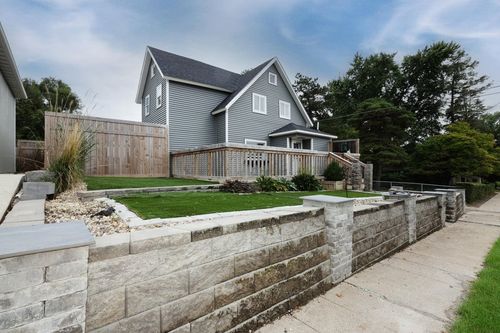 722 Mamie Eisenhower Ave, Boone, IA, 50036-3509 | Card Image