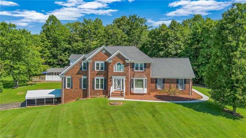 2027 Boiling Springs Rd, Purlear, NC, 28665-9113 | Card Image