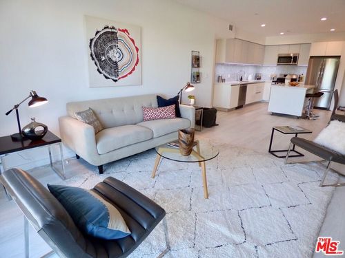 305-1731 Federal Ave, Los Angeles, CA, 90025 | Card Image