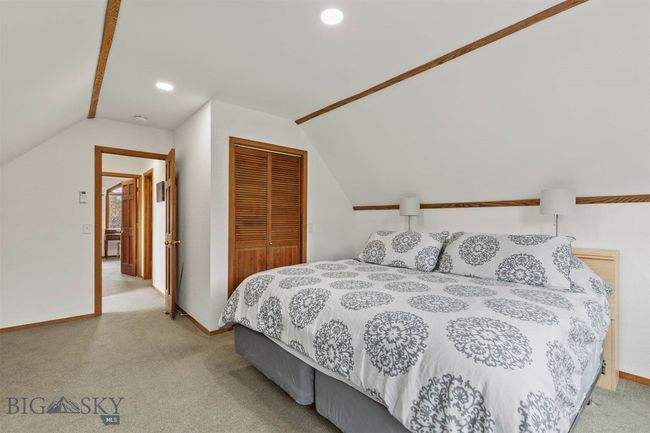Main House Upstairs Bedroom | Image 25