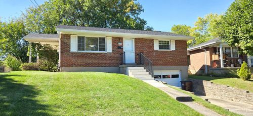 3279 Rockacres Ct, Colerain Twp, OH, 45239-6112 | Card Image