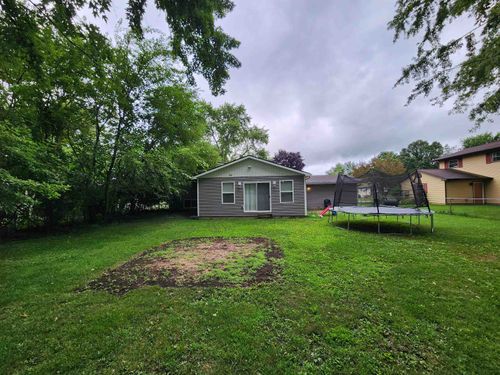 4378 Staunton Dr, Swartz Creek, MI, 48473-8278 | Card Image