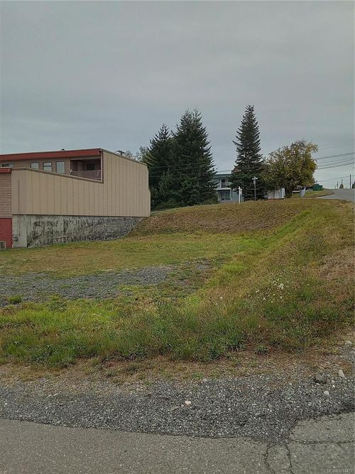 1000 Hemlock St, Campbell River, BC, V9W5H5 | Card Image