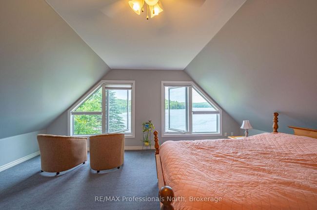 1075 Comak Cres, House other with 4 bedrooms, 4 bathrooms and 6 parking in Algonquin Highlands ON | Image 24