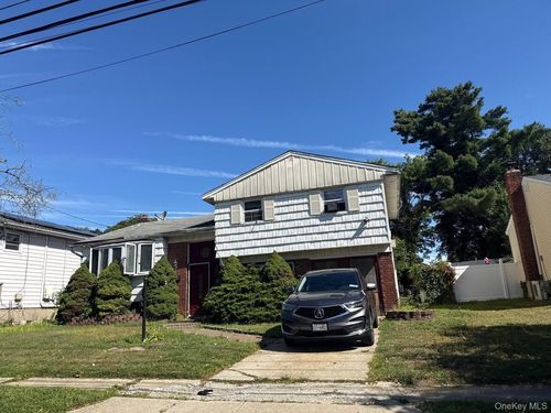 1109 Cramer Ct, North Baldwin, NY, 11510-1221 | Card Image