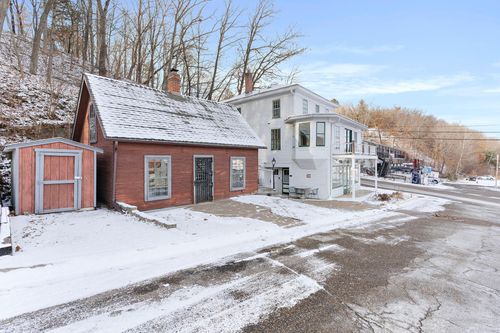 343 Government St, Taylors Falls, MN, 55084 | Card Image