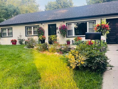 5 Woodridge Rd, Montgomery, IL, 60538-2042 | Card Image