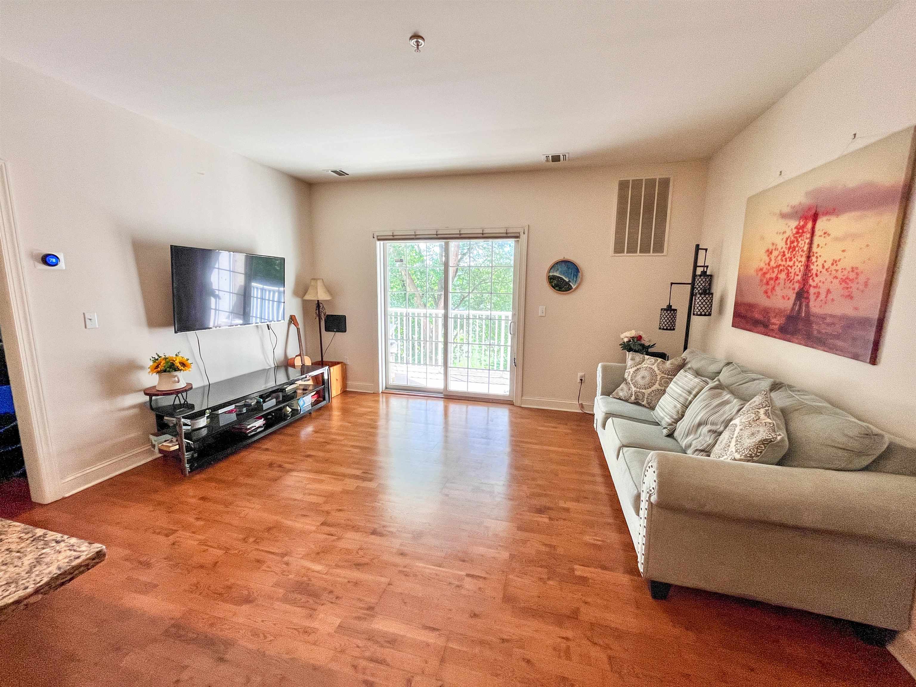 Residential in Englewood 3